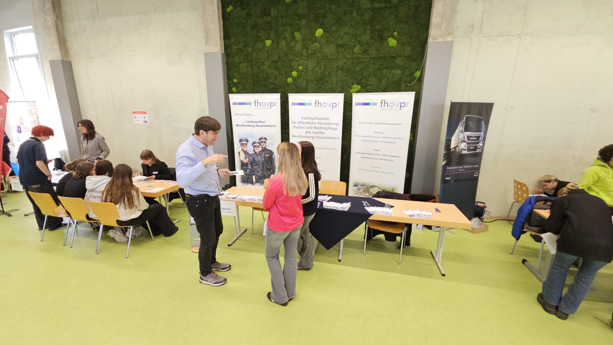 Check deine Zukunft – Die interaktive Berufsmesse